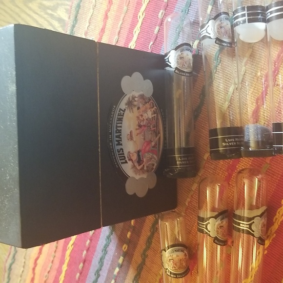 Glass tubes & box - Picture 3 of 5